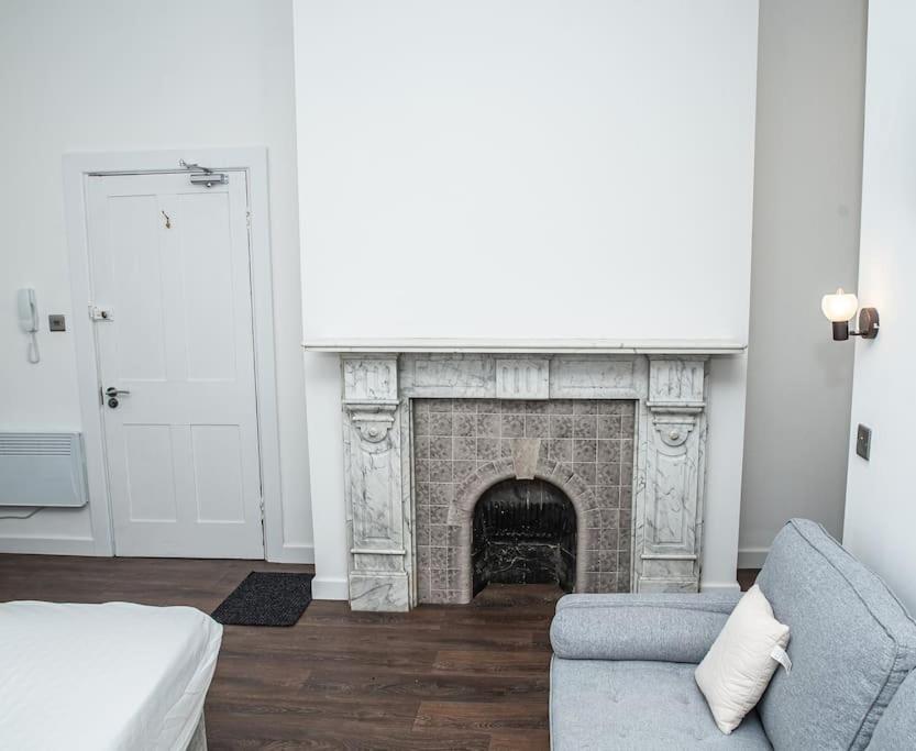 Aylesbury Apartment 1 With Free Parking Екстер'єр фото